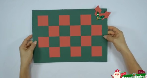 Como hacer individuales navideños con papel 4